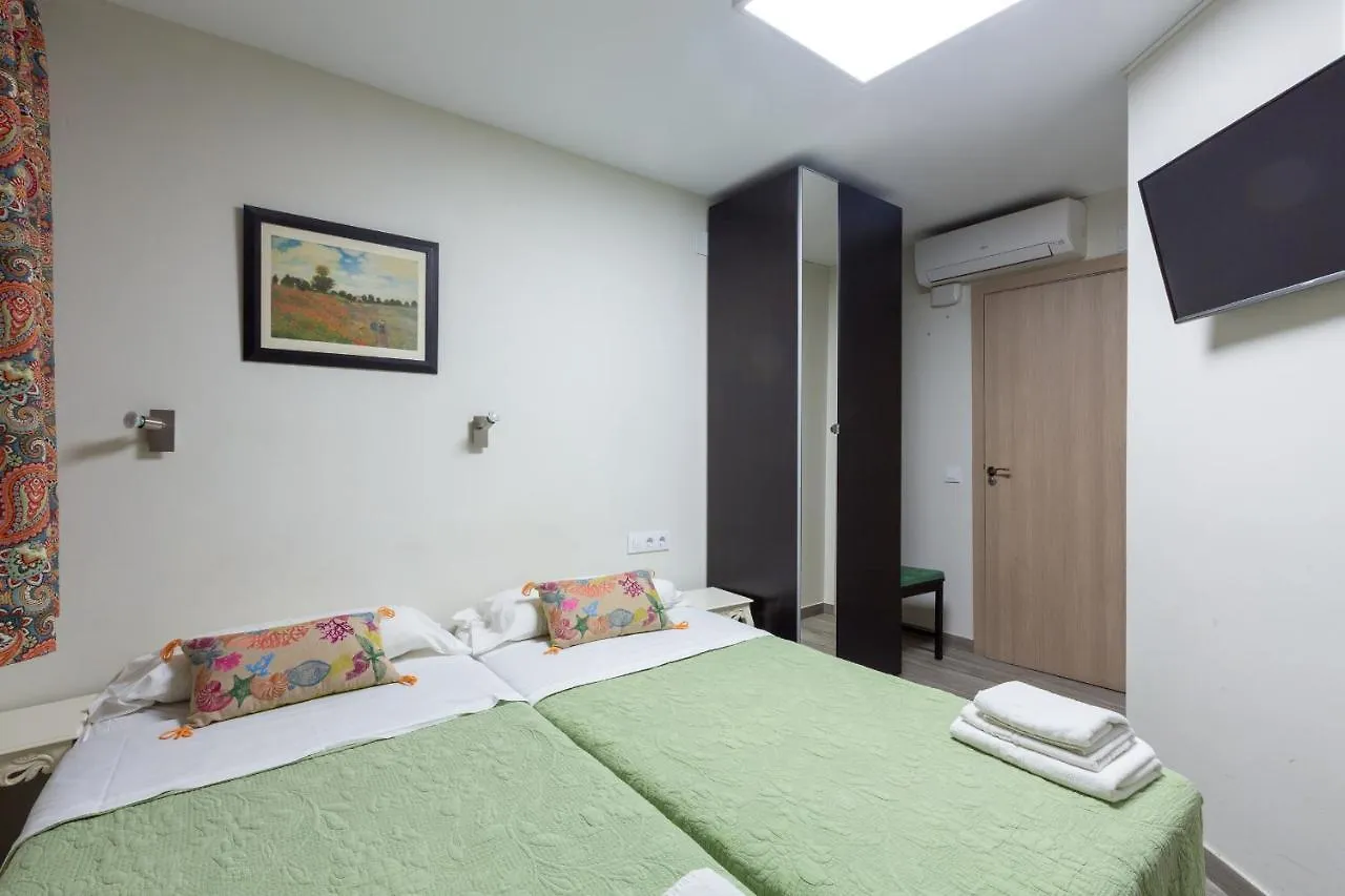 Hostel Hostal Liwi Barcelona 2*,