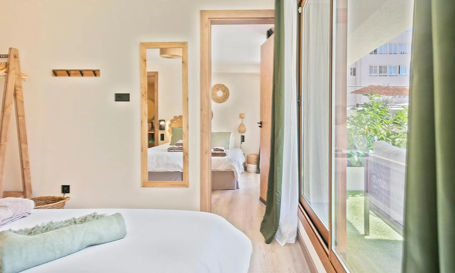 Hostal LIWI Barcelona 0*,  España